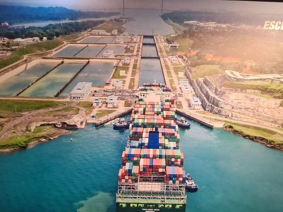 פנמה סיטי אטרקציות - תעלת פנמה (Panama Canal) - אושרה קמחי